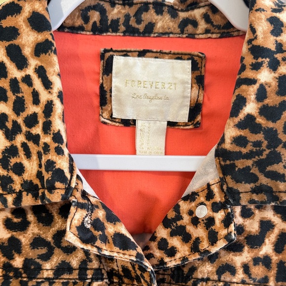 Leopard Print Denim Jacket - Picture 4 of 4